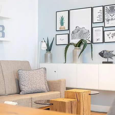 First Sanddorn Apartman *